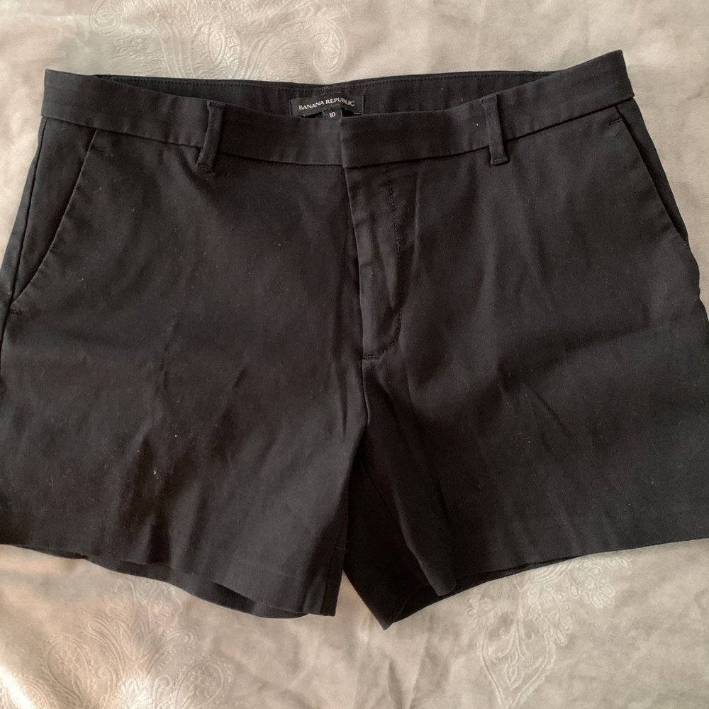 Banana Republic Black Bermuda Shirts